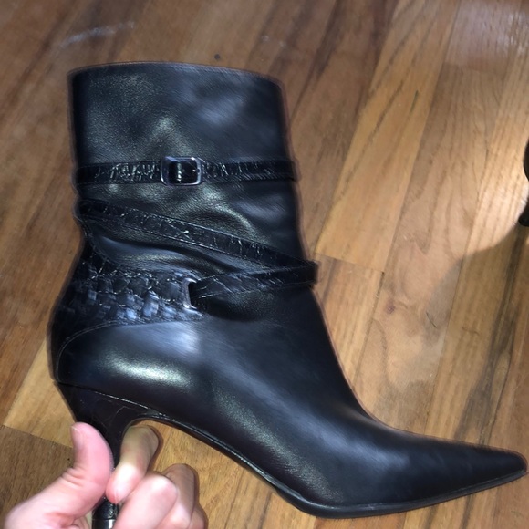 Antonio Melani black heel boots - Picture 3 of 7